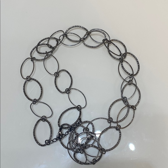 Silver tone circle chain necklace - Picture 4 of 4